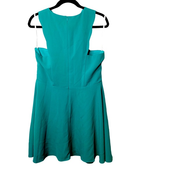 NWT Adelyn Rae Scalloped Dress Sz L Retail $105 - Picture 4 of 4